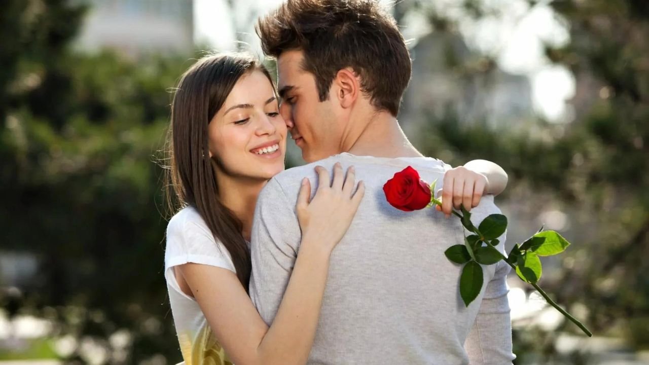 Long, deep love messages for Your Boyfriend