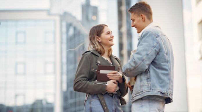 125+ Heartfelt Goodbye Messages for Girlfriend goodbye messages for girlfriend