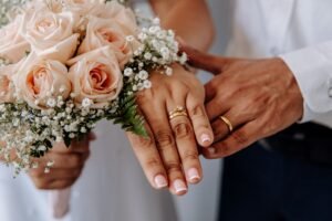 wedding anniversary wishes for sister